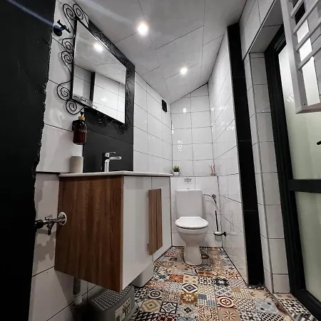Сasa de vacaciones Sea Loft - 3-level House, Old Town, Varna