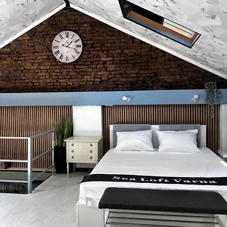 Sea Loft - 3-level House, Old Town,