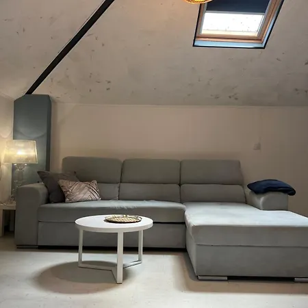 Дом отдыха Sea Loft - 3-level House, Old Town, Варна