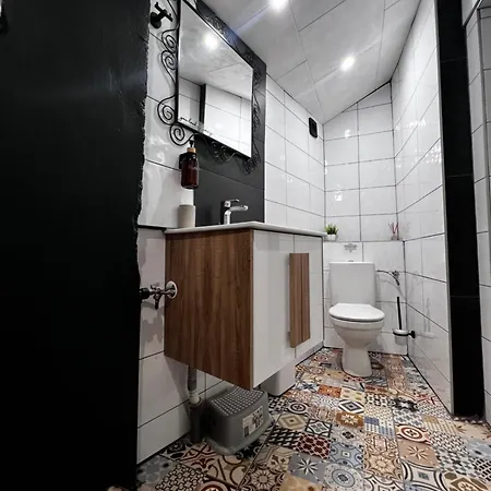 Sea Loft - 3-level House, Old Town,