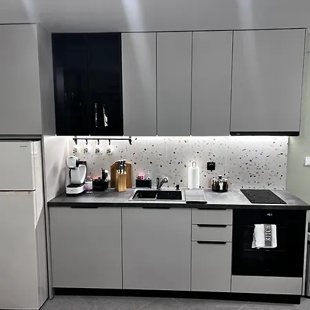 Дом отдыха Sea Loft - 3-level House, Old Town, Варна