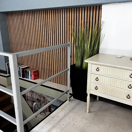 Дом отдыха Sea Loft - 3-level House, Old Town,
